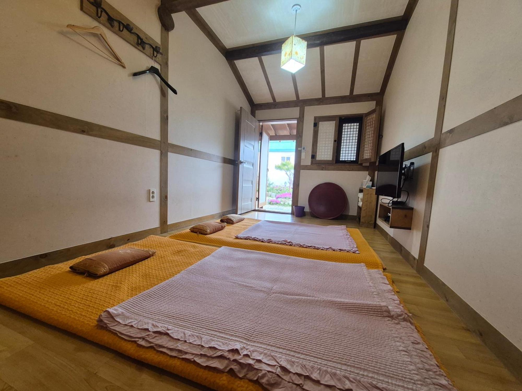 Jeonju Tosarang Guesthouse Pokój zdjęcie